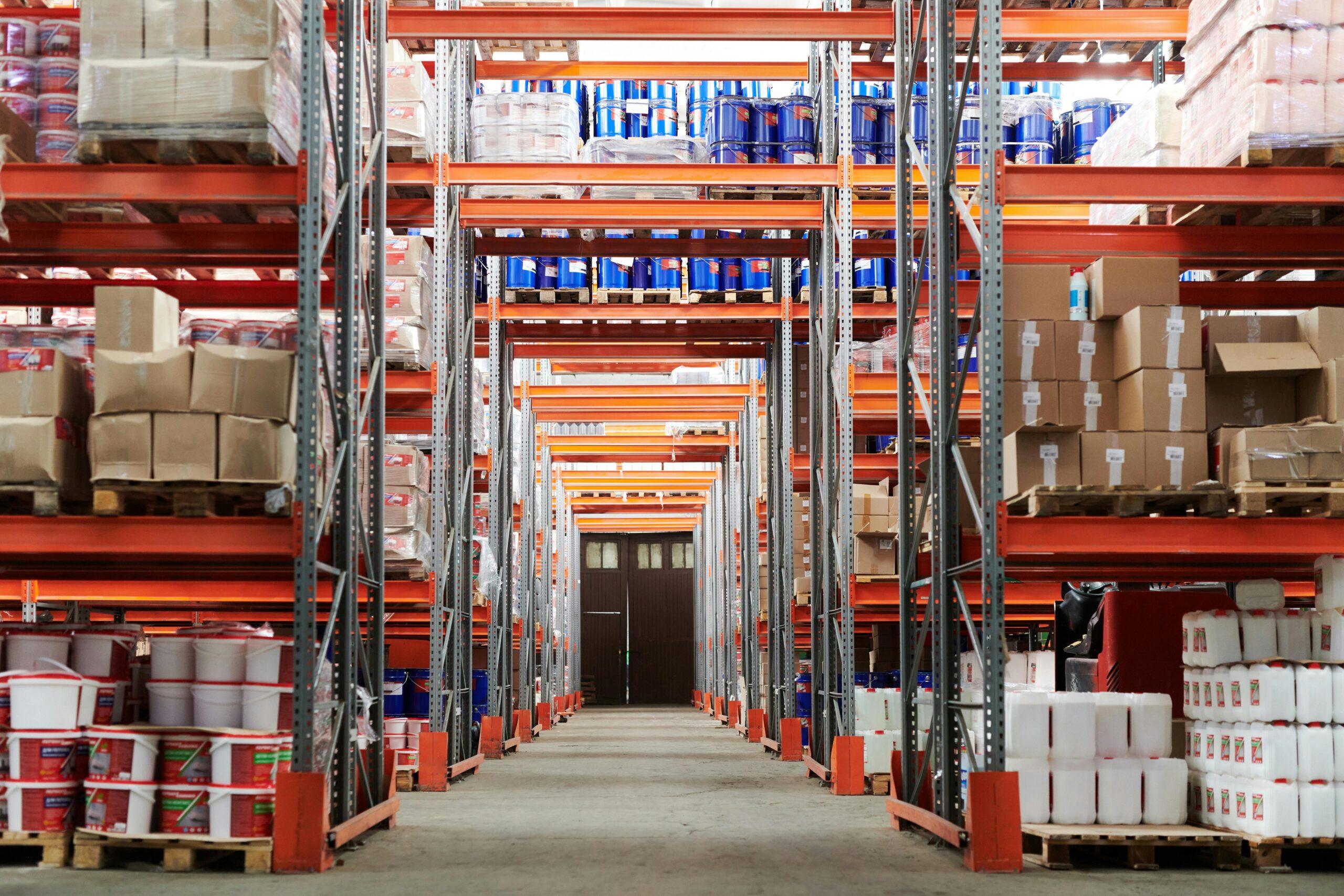 Flexible warehouse storage solutions